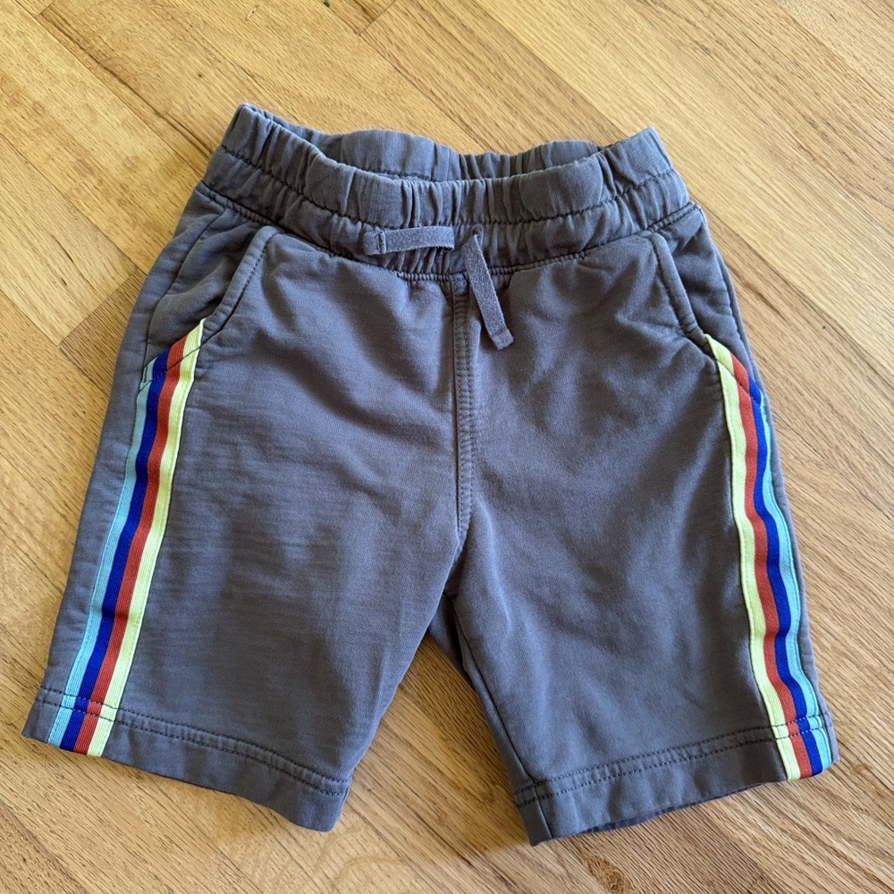 Tea Collection Boys Size 6 Gray Shorts